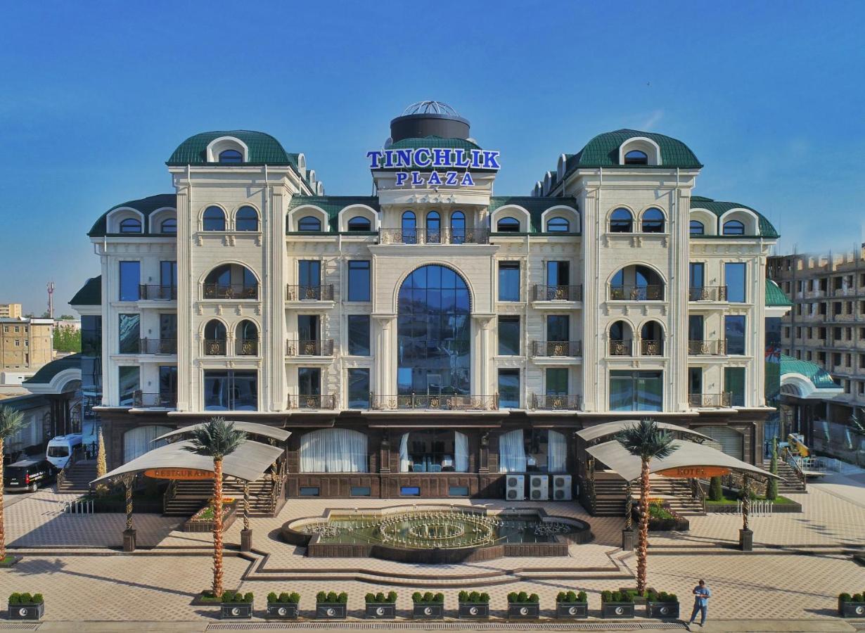 Tinchlik Plaza Hotel 나보이 외부 사진